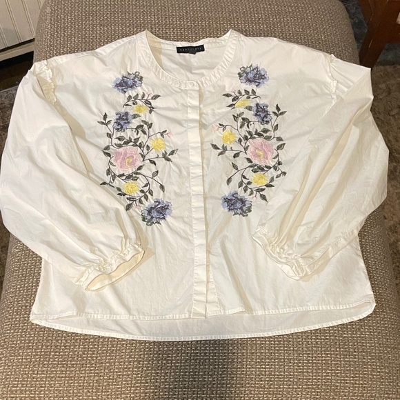 Sanctuary Tops - Sanctuary White Blouse Top Embroidered Floral Long Sleeve Top Sz Medium M Cotton